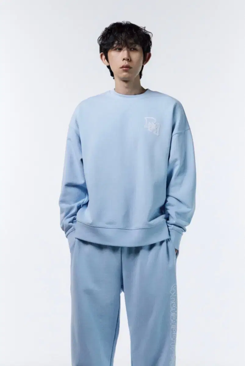 (새상품) RA Stage Set Sweatshirt_Sky Blue